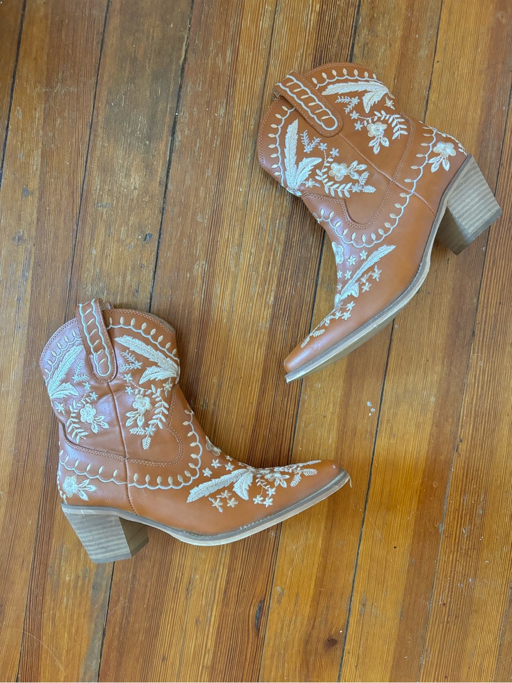 Western Embroidered Ankle Boots - Tan